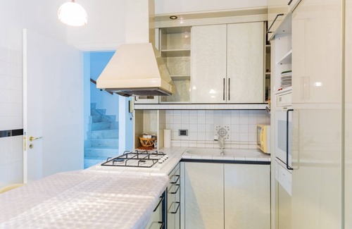 Pescara Apartment | Bright villa of about 190 sqm located on two floors (stairs to access), can comfortably accommodate 4 people.The accommodation is located in San Silvestro, a very quiet residential district a few steps from the sea, equipped with all the main services: b