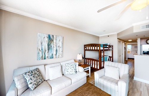 Fort Walton Beach Condo | Bright, Welcoming Condo On Okaloosa Island! Waterfall, Lazy River
