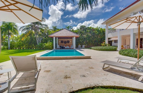 Punta Cana House | Brightful Villa with Secluded Palapa near the Beach