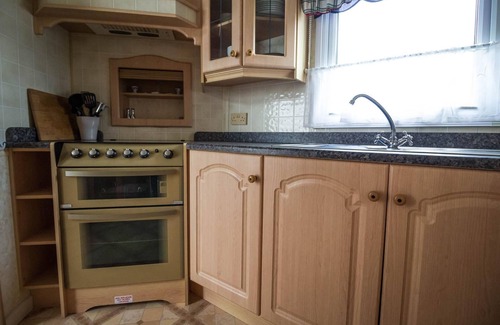 Hunstanton House | Brilliant caravan for hire at Manor park in Hunstanton Norfolk ref 23176K