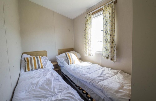 Mappleton House | Brilliant caravan for hire at Skipsea Sands Holiday Park ref 41012F
