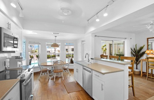 Isles of Capri House | " BRING YOUR BOAT! Enjoy easy access NEW dock, Pool & more!