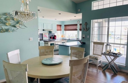 Rockport House | Bring Your Boat! Waterfront House in Bahia Bay with Dock, Fishing, Kayaking