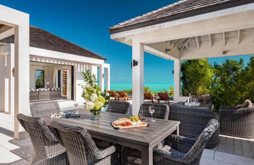 Long Bay Villa | Brise De Mer 2 BR Villa - Beachfront