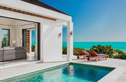 Long Bay Villa | Brise De Mer 2 BR Villa - Beachfront