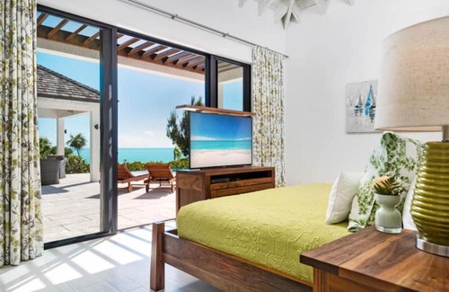 Long Bay Villa | Brise De Mer 4 BR Villa