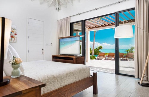 Long Bay Villa | Brise De Mer 4 BR Villa