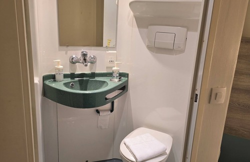 Jaunay-Clan Hotel | Brit Hotel Essentiel Poitiers – Gare du Futuroscope