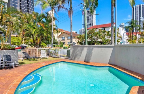 Broadbeach Apartment | Broadbeach Oasis - 2 Bedroom Apartment in Britannia - CoastHM