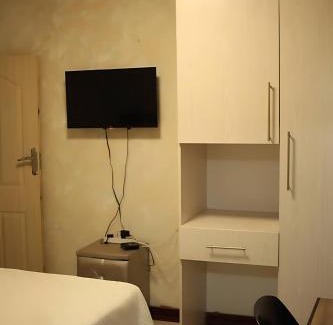 Gaborone House | Broadhurst Homestay