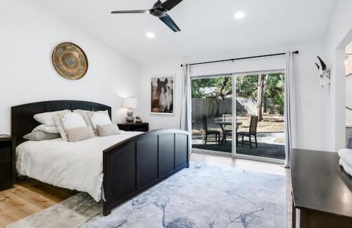 Forest North Estates House | Broadmeade Bungalow - Private Pool & Fire Pit