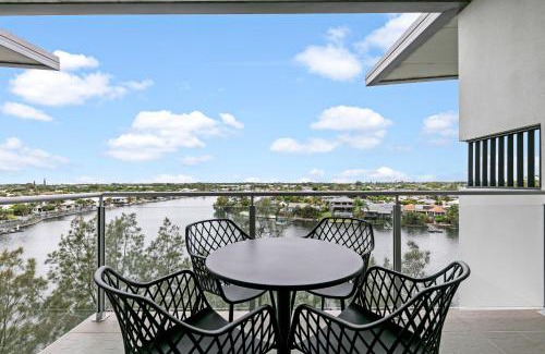 Birtinya Apartment | Broadwater on the Peninsula
