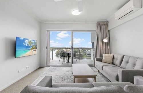 Birtinya Apartment | Broadwater on the Peninsula