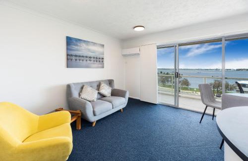 Southport Apartment | Broadwater view in southport 1b