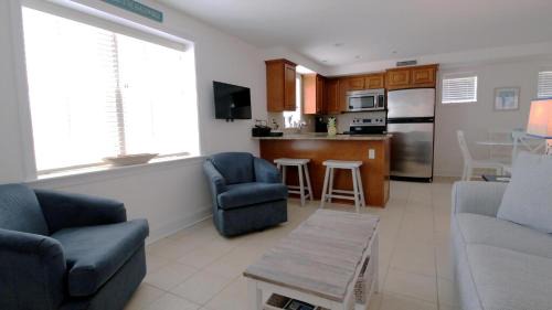 Cape May Apartment | Broadway Beach Unit 1