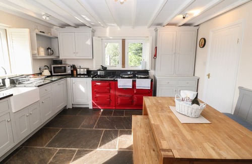 Hope Valley Cottage | BROADWOOD FARM, pet friendly, with open fire in Hathersage