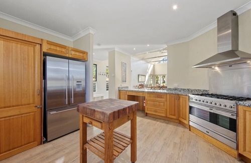 Pokolbin House | Brokenback Vineyard Luxe Homestead