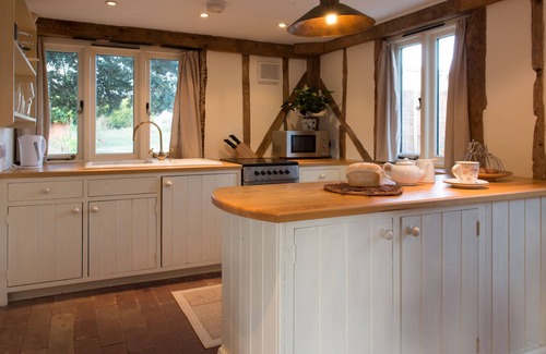Colchester Cottage | Bromans Barn a beautiful cottage by the Sea and Cudmore Nature Reserve