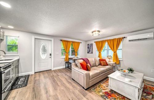 Siesta Key House | Bromiscus 2br Suite Amazing Pool, Games