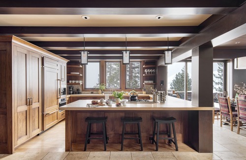 Olympic Valley Cabin | Bronson by AvantStay | Luxurious Home On The Slopes!
