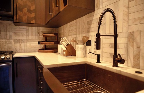 Bronzeville Condo | Bronzeville Bohemian Loft