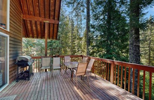 Government Camp House | Brooke and Dan's Retreat -3 bedroom home plus a 2 bedroom apartment