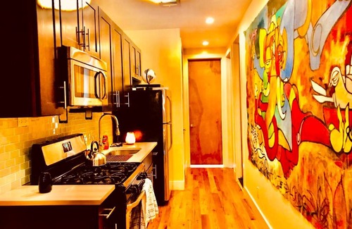 Bushwick Apartment | Brooklyn Art Gallery