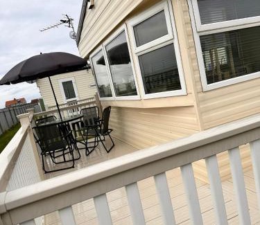 Ingoldmells Apartment | Browns caravan rentals, ingoldmells 4 berth caravan silver beach