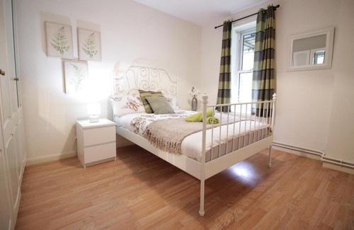 Spitalfields Apartment | Brune Guest Apartment next to Liverpool st.