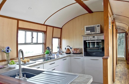Dawlish Warren Ski Chalet | Brunel Boutique Railway Carriage 3