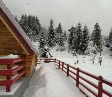East Sarajevo Ski Chalet | Brvnara Orfej