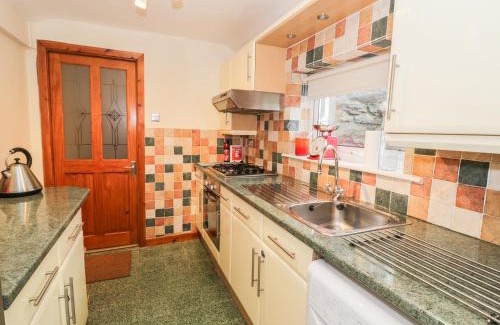 Manod House | Bryn Eithin