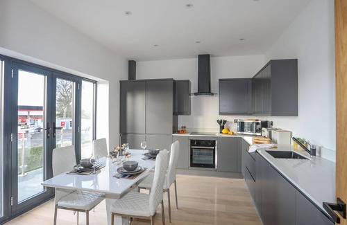 Bont Newydd Cottage | Bryn Min Manton Apartment