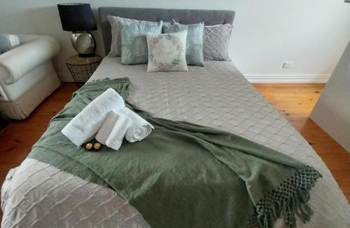 Anna Bay House | Bubbles and Waves