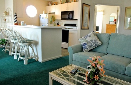 Manteo Apartment | Buccaneer Village 721 - Pet Friendly Get-Away!