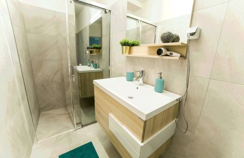 Bucharest City-Centre Apartment | Bucharest Wander - Victoria One Bedroom Apartment with Balcony