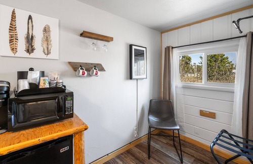 West Yellowstone Hotel | Bucking Moose Badger Room (#3)