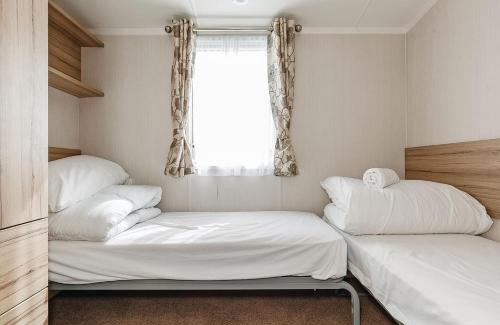 Cheddar Resort | Bucklegrove Holiday Resort