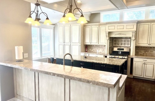 Torrey House | Bucolic views, spacious great room, short walk to center of town!