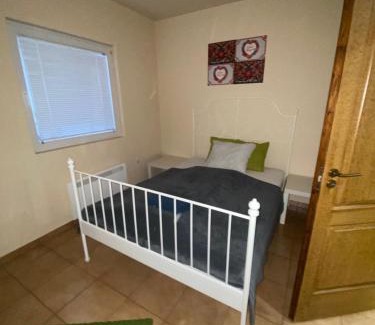 Vecses Apartment | Budapest Airport Accomodation in V3