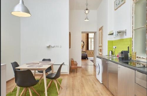 Inner City Budapest Apartment | Budapest Loft Central Design Home