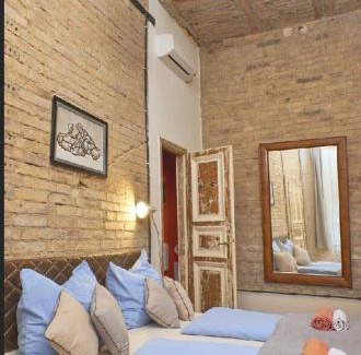 Inner City Budapest Apartment | Budapest Loft Central Design Home