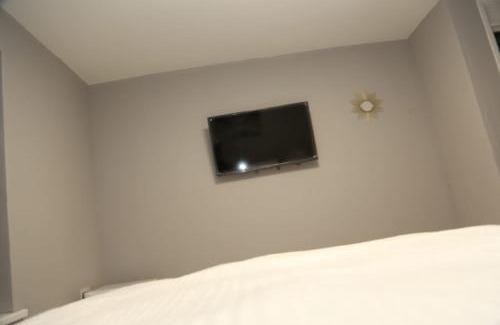 Woolwich Common House | Budget 4-Bed House in Woolwich