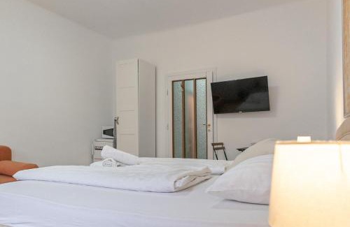 Neulerchenfeld Apartment | Budget City Stay - near Wiener Stadthalle Ideal for Longstays