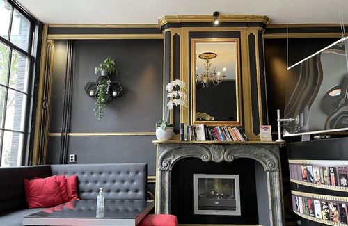 Red Light District Hostel | Budget Hostel Heart of Amsterdam