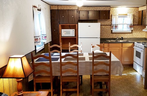 Wilmington Cabin | Budget Rustic Family Cabin