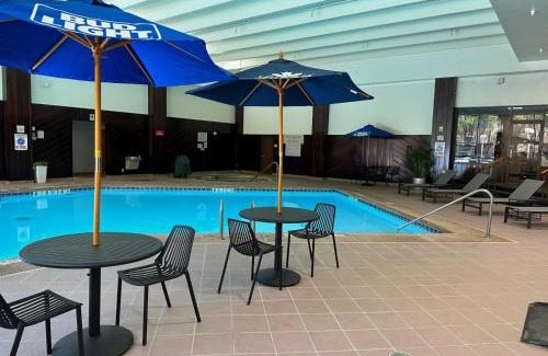 Amherst Hotel | Buffalo Marriott Niagara