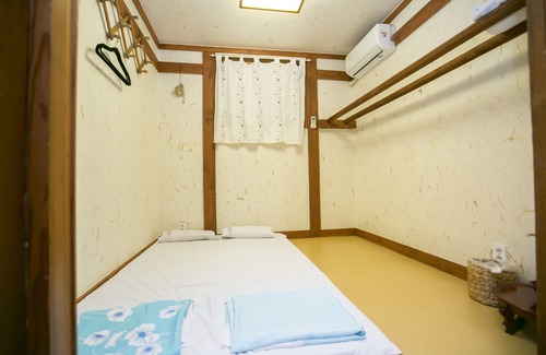 Gahoe-dong House | Bukchonmaru Hanok Guesthouse
