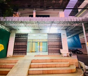 Khlong Hae House | Bulanhome