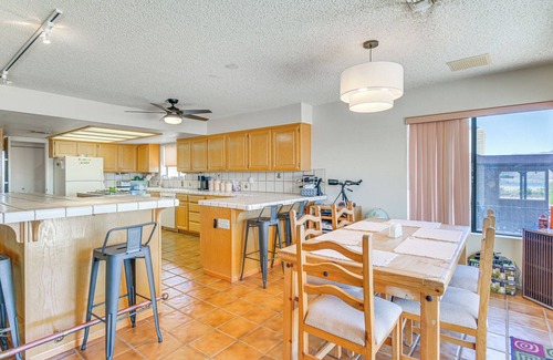 Golden Valley House | Bullhead City Home w/Views, Close to Lake Mohave!